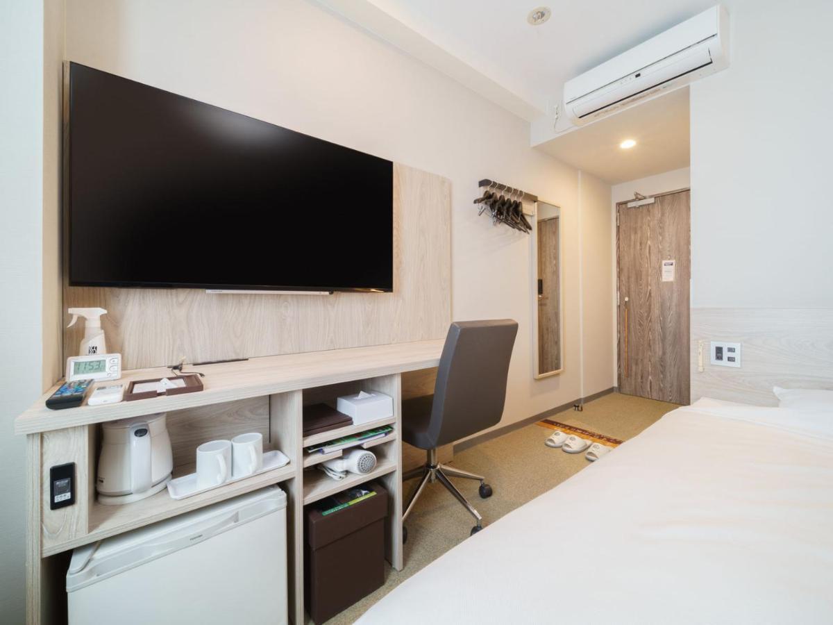 ซูเปอร์ โฮเต็ล โตเกียว สถานีเจอาร์คามะตะ นิชิกุชิ Hotel ภายนอก รูปภาพ