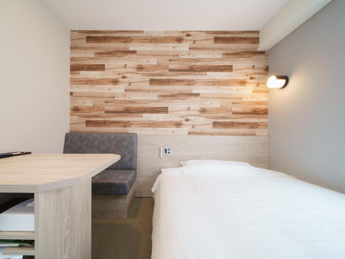 ซูเปอร์ โฮเต็ล โตเกียว สถานีเจอาร์คามะตะ นิชิกุชิ Hotel ภายนอก รูปภาพ